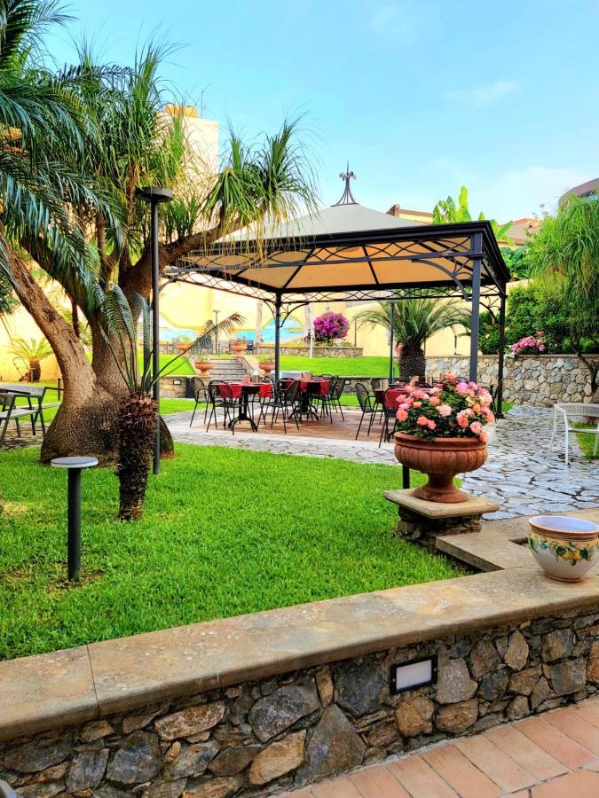 Hotel Garibaldi Milazzo Exterior photo